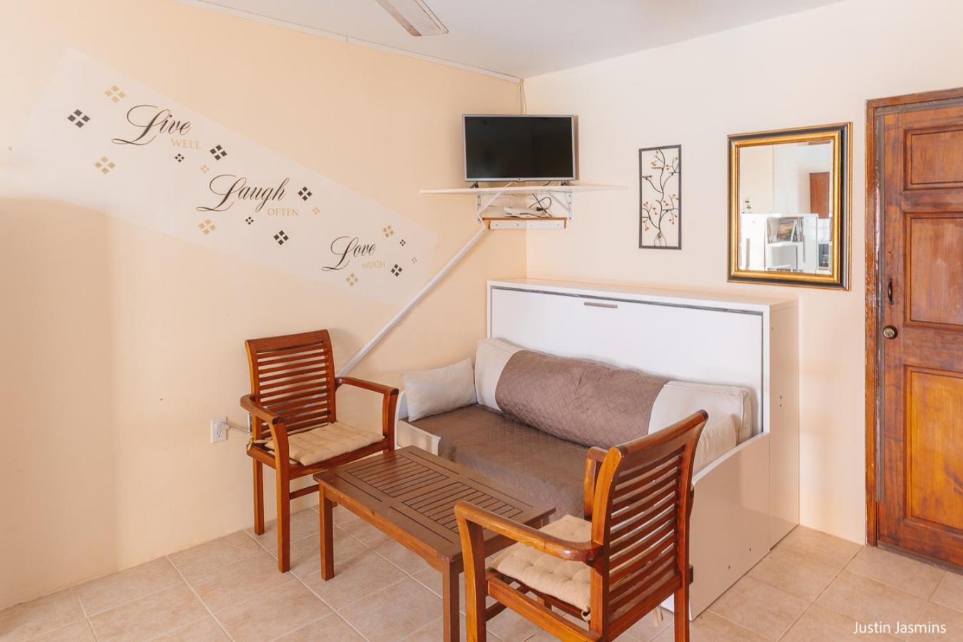 Nos Krusero Apartments Westpunt Ngoại thất bức ảnh